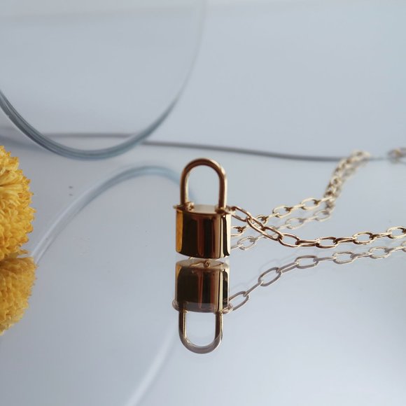 NEW 18K Gold Plated Lock Padlock Pendant Link Chain Paper Clip Necklace - Picture 5 of 6